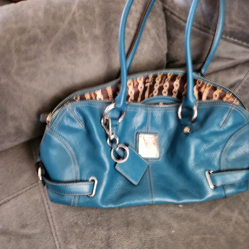 Tiagnanello handbag